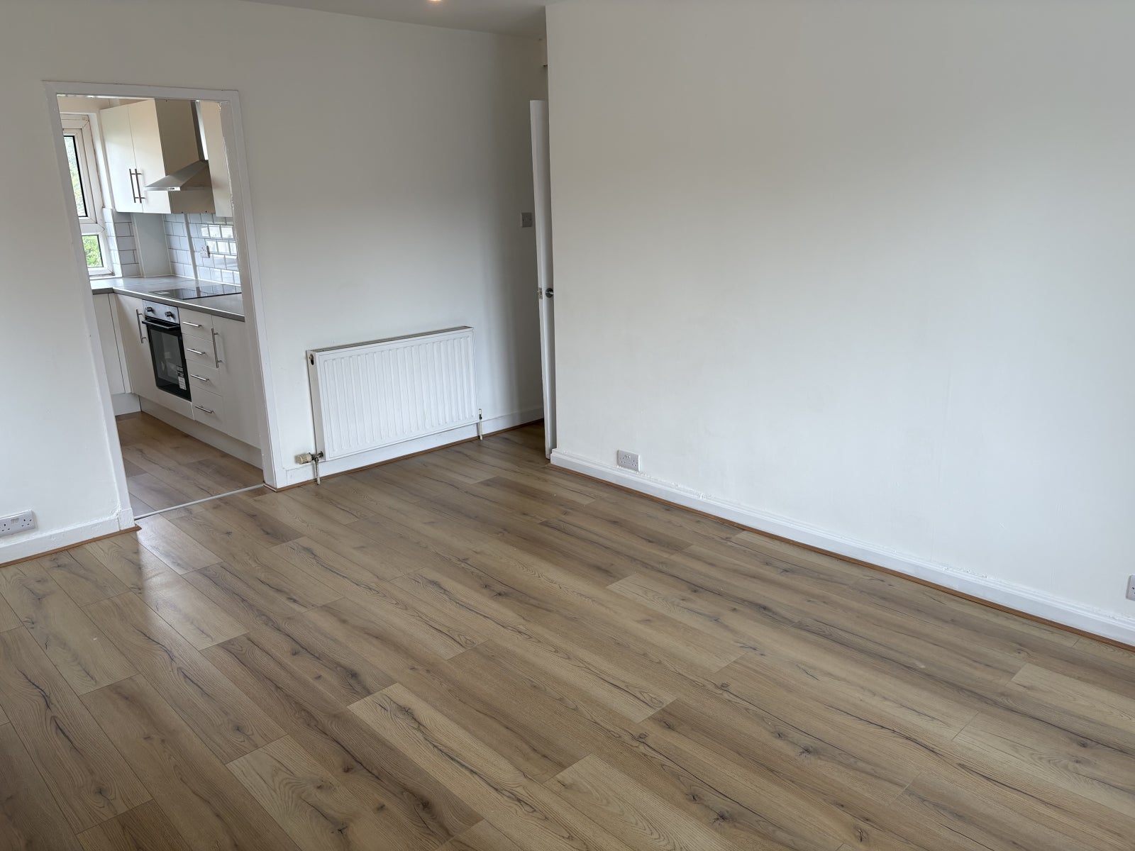 Flat Fairway Avenue in Paisley