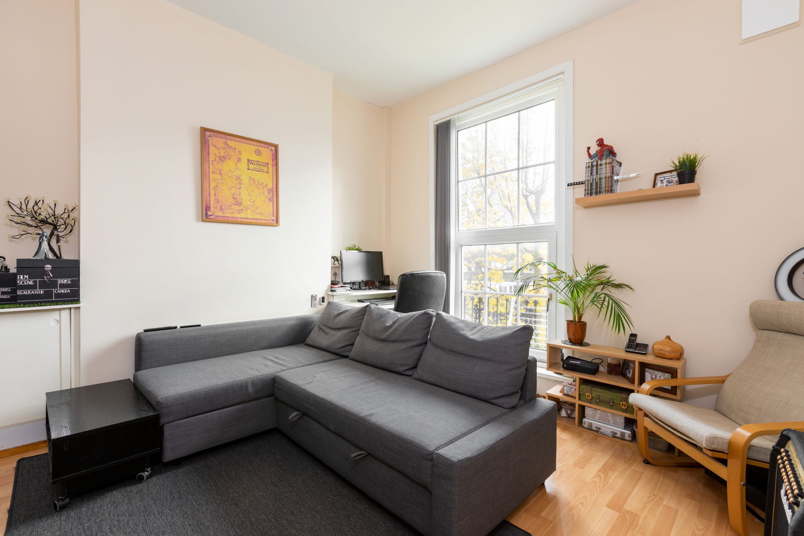 Flat Parkhurst Road in Greater London