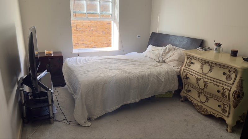 Room Wandsworth Road in Greater London
