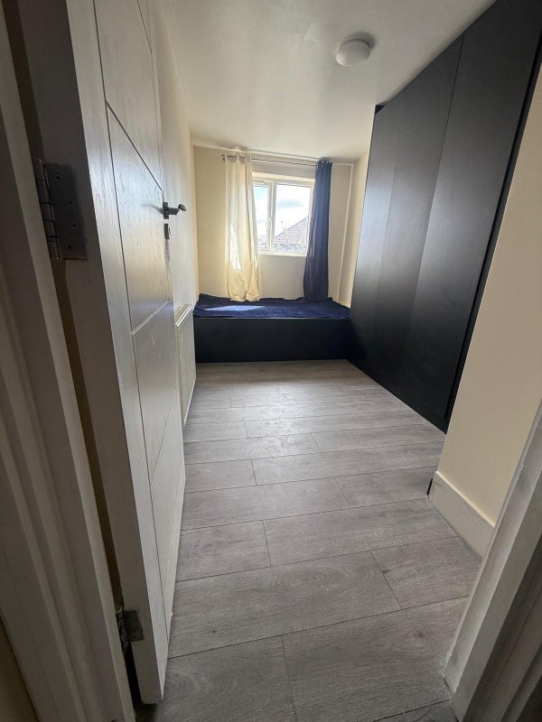 House Kevin Close in Greater London