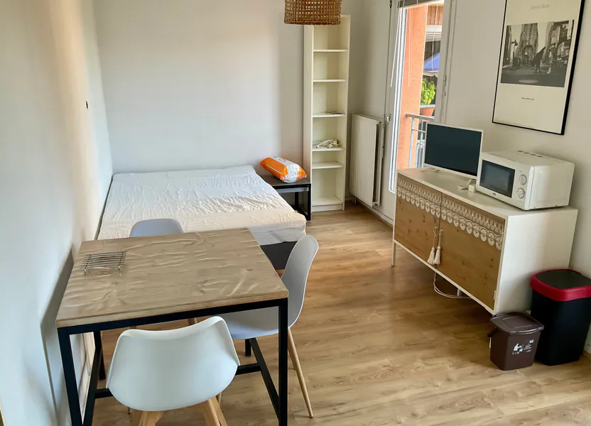 Chambre Rue des Abeilles à Toulouse