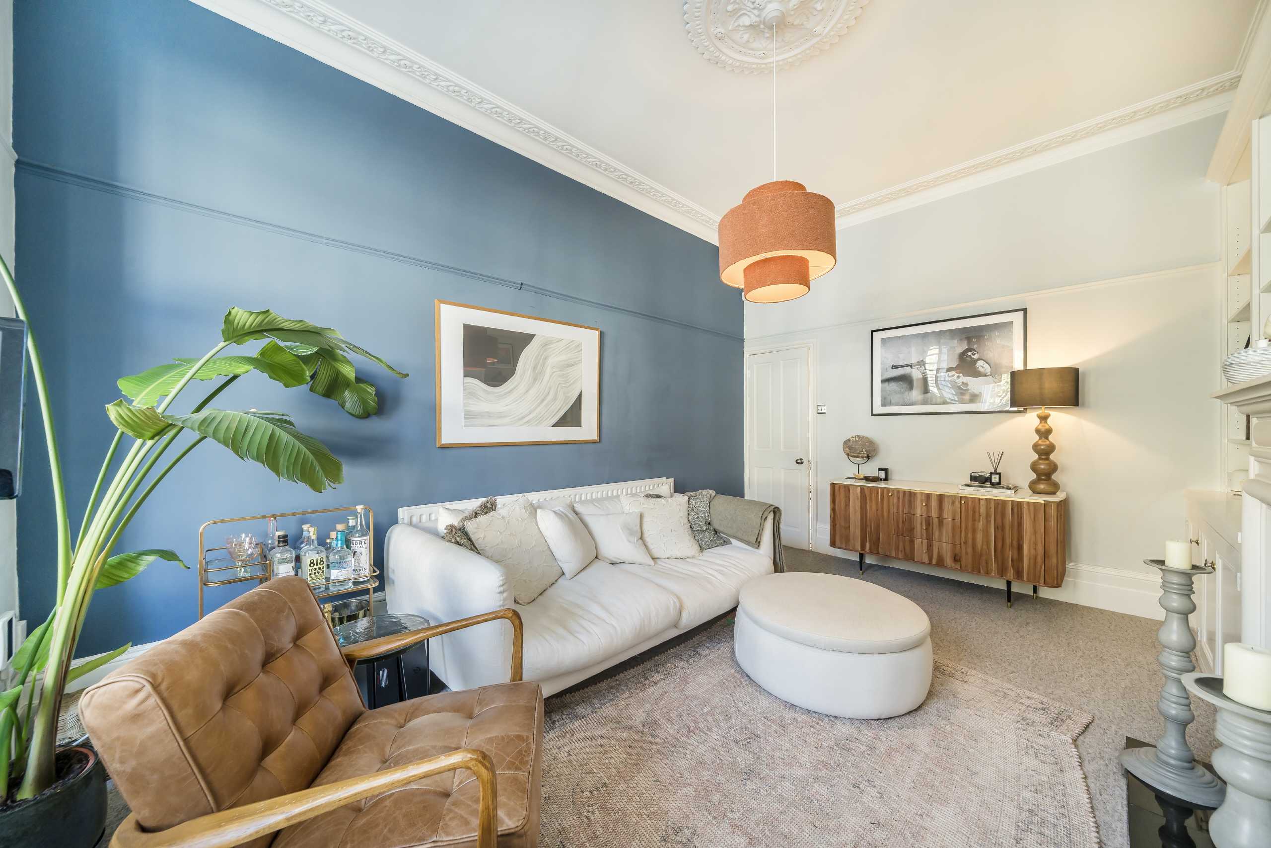 Flat Dafforne Road in Greater London