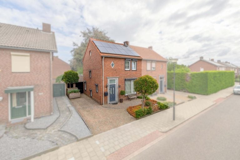 Huis Industriestraat 105 in Reuver