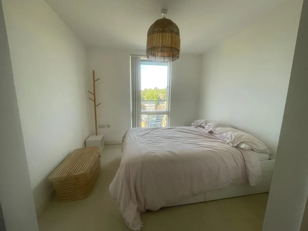 Flat Conington Road in Greater London