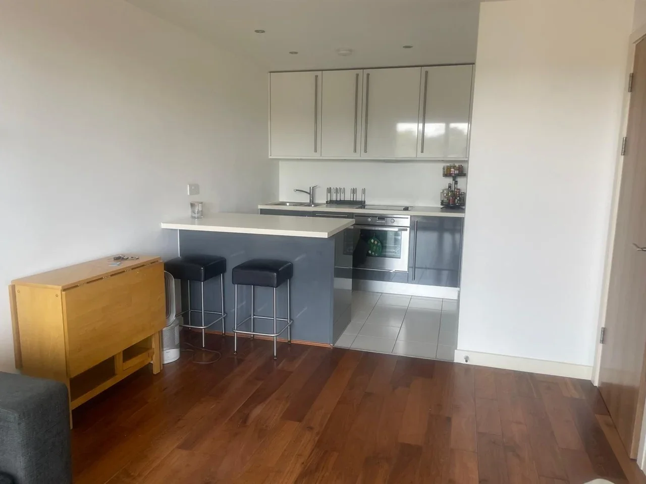 Flat Conington Road in Greater London