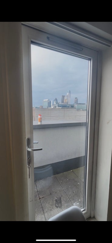 Room Sclater Street in Greater London