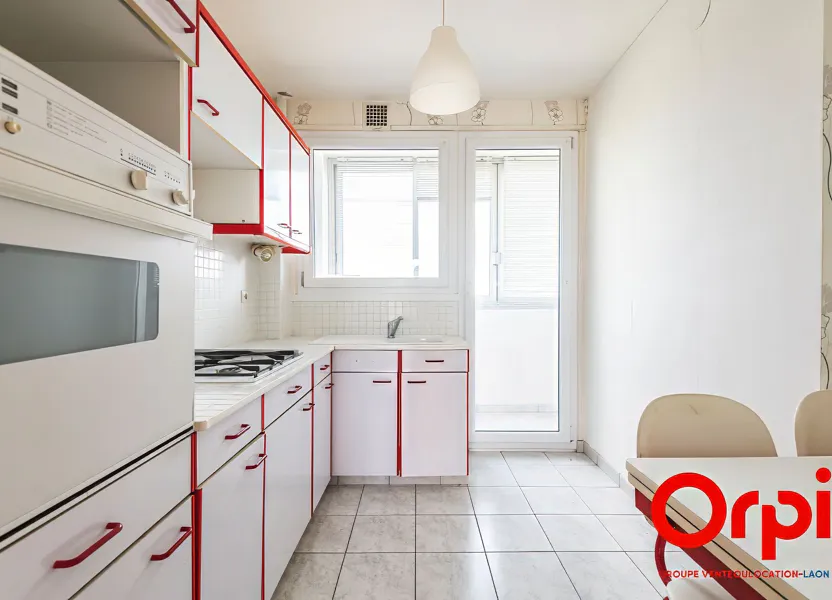Flat Rue Lavoisier in Laon
