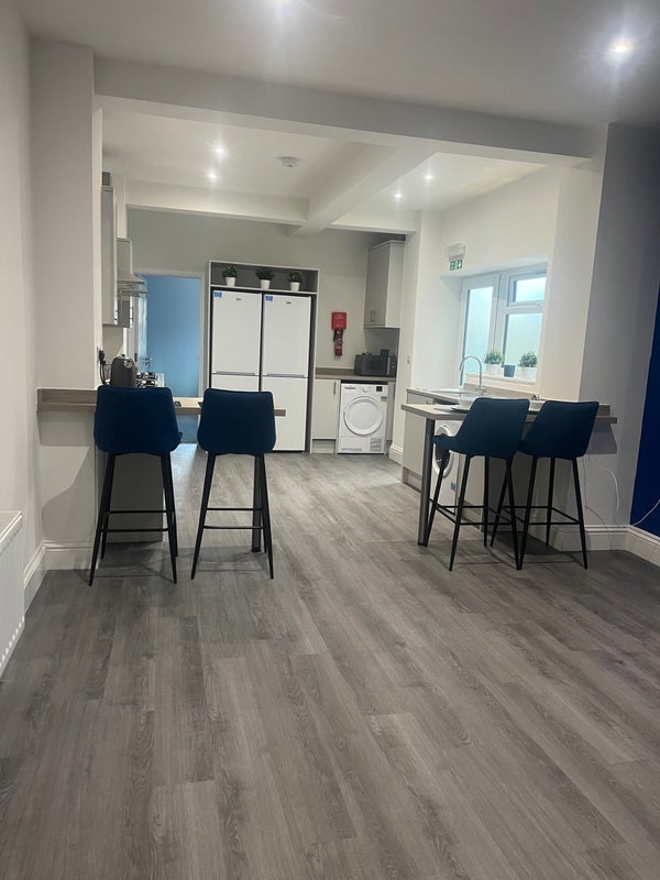 Room James Street in North West Leicestershire