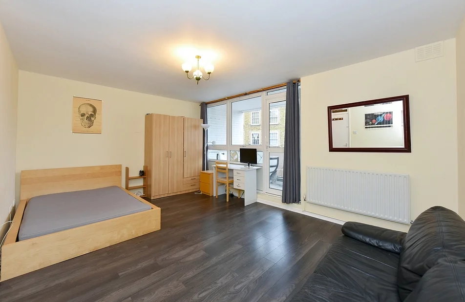 Room Nash Street in Greater London
