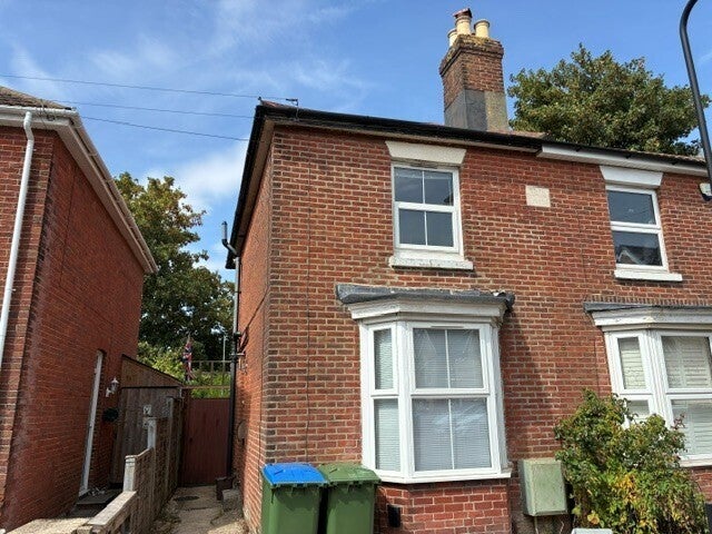House Henry Road in Southampton