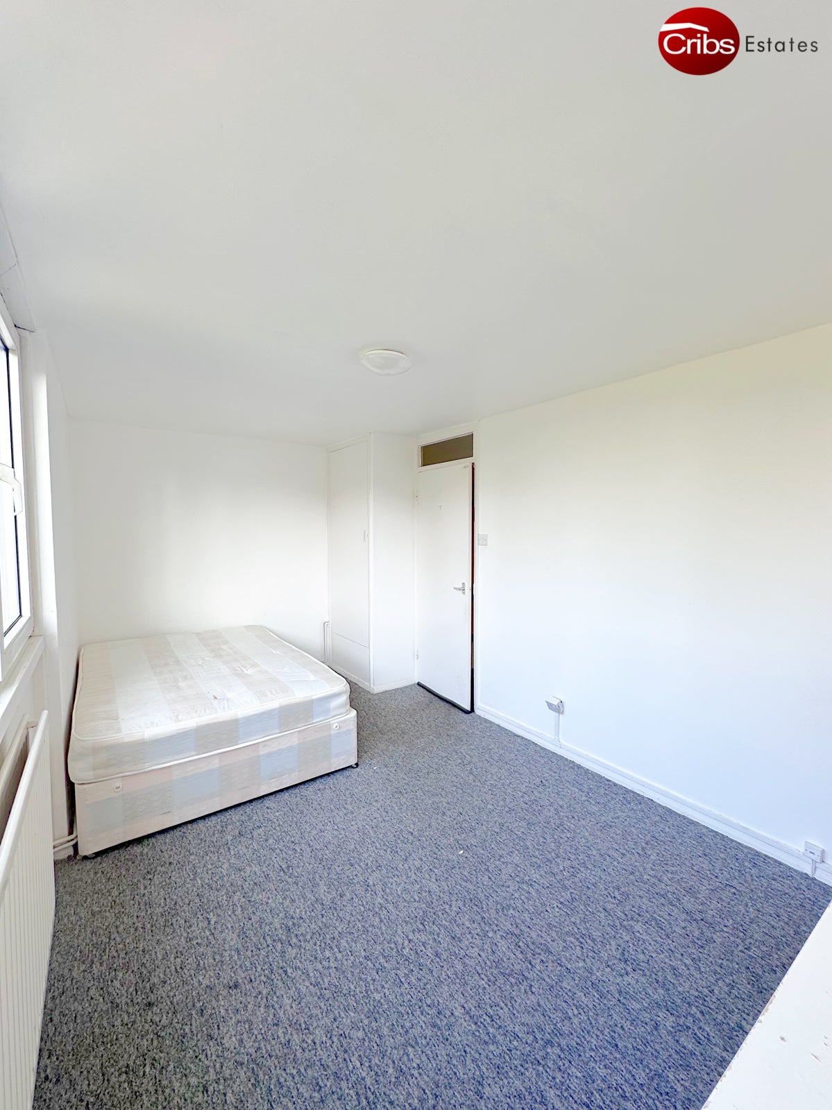Flat York Road in Greater London