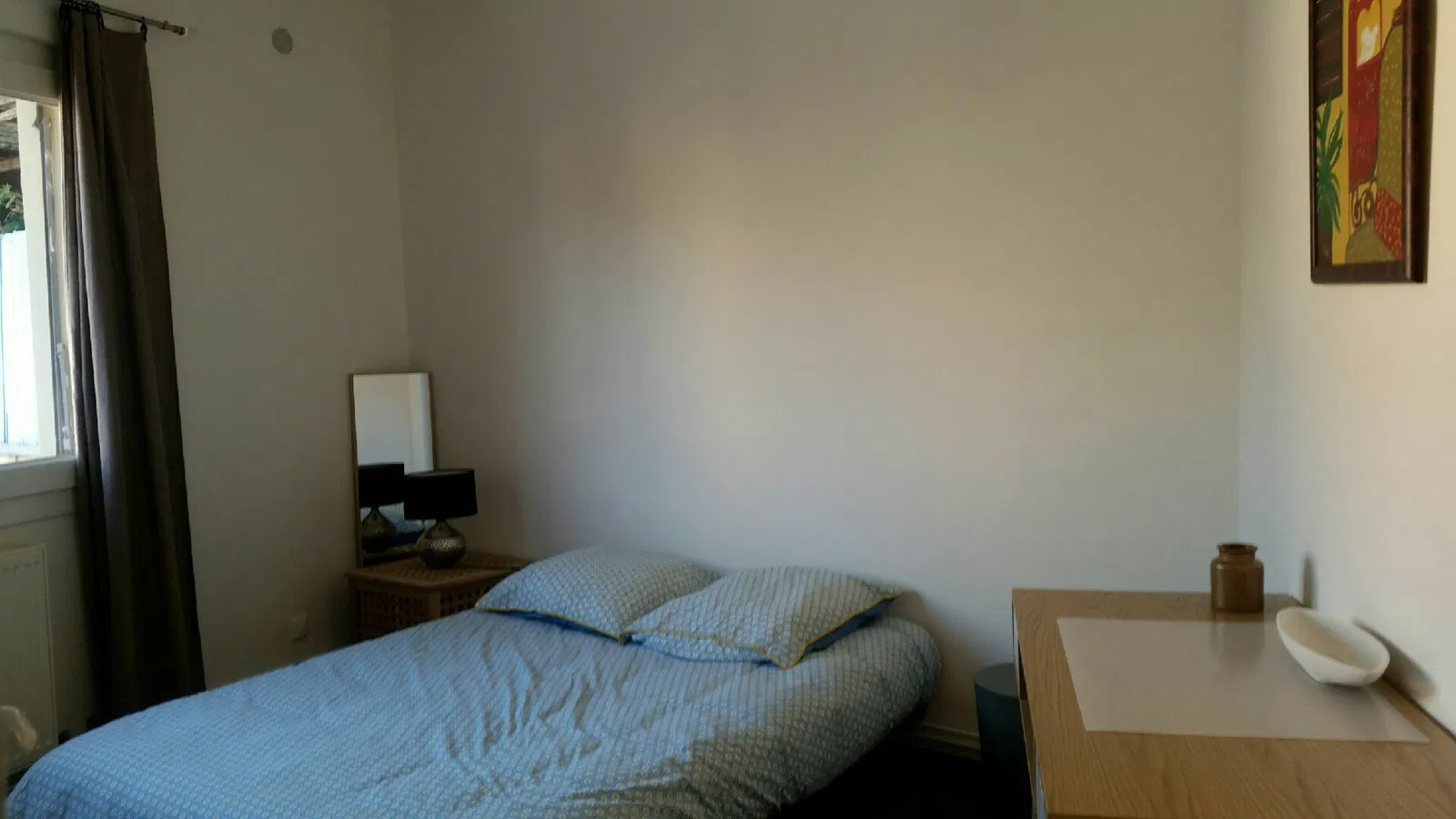 Chambre Rue Vincent Faïta à Nîmes