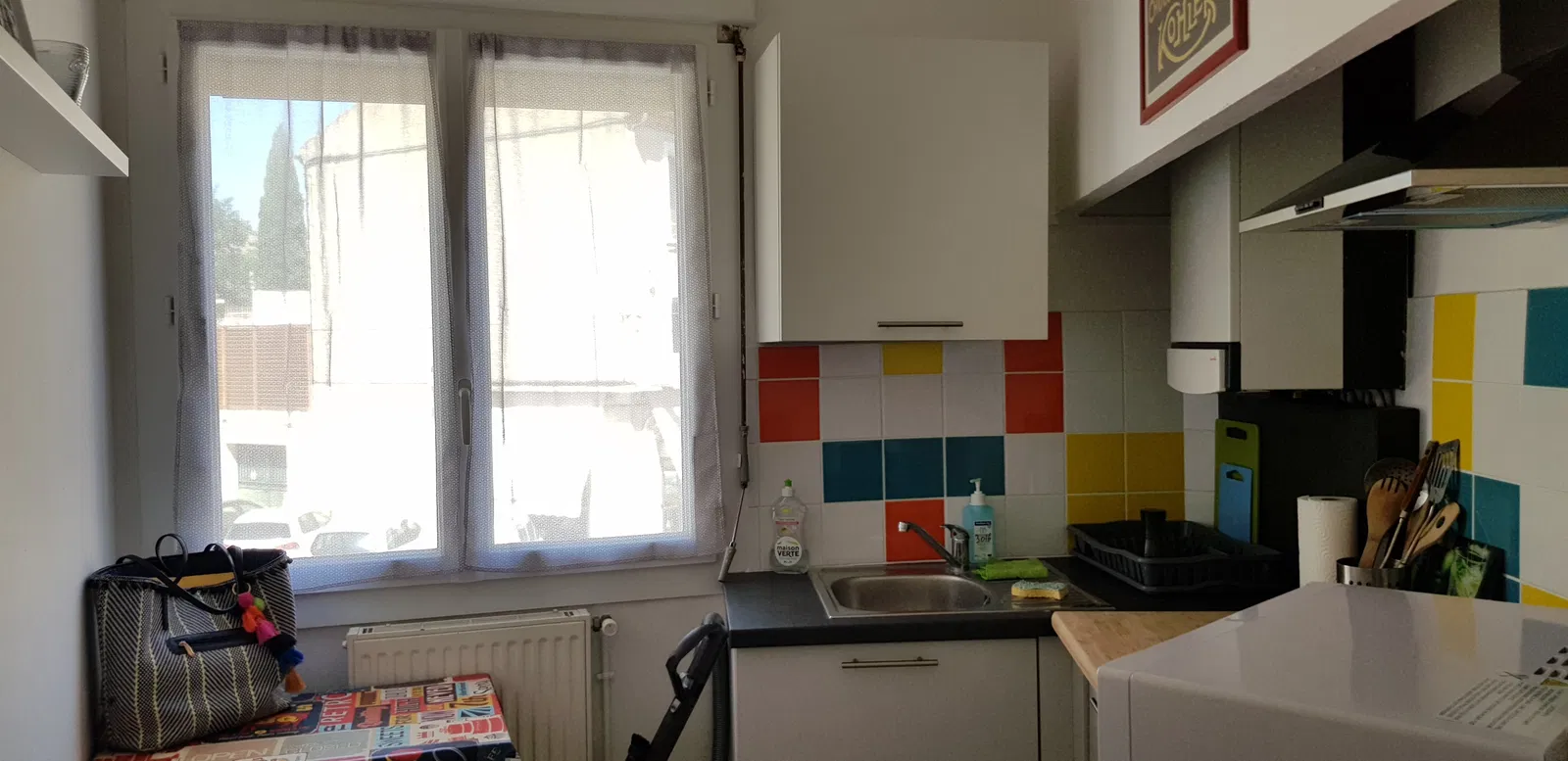 Chambre Rue Vincent Faïta à Nîmes
