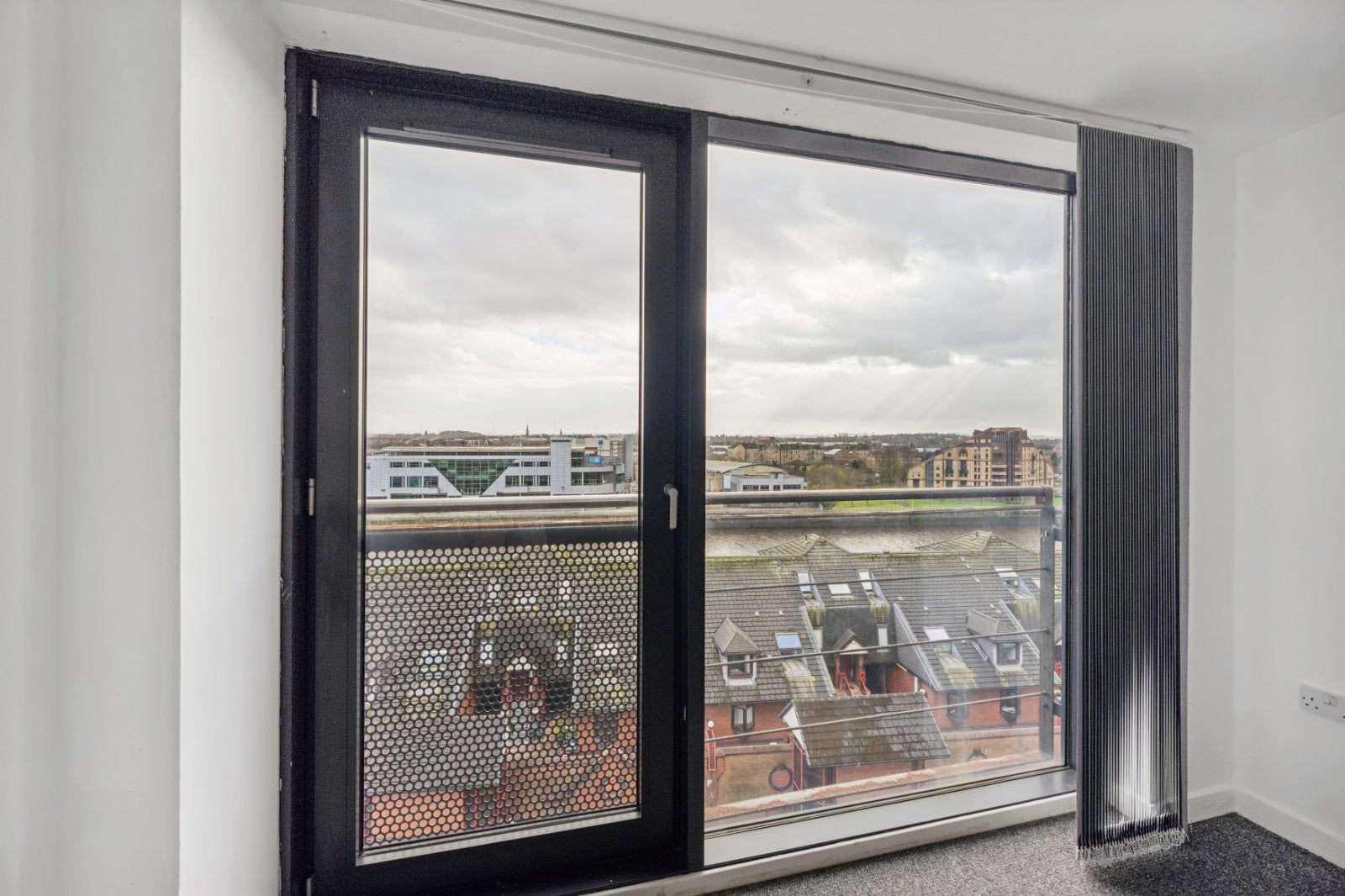 Flat Lancefield Quay in Glasgow
