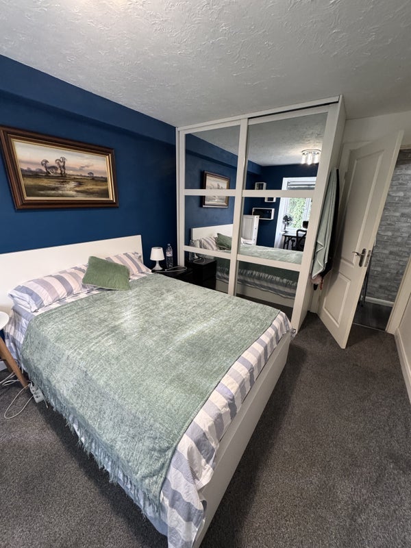 Room Sterling Gardens in Greater London
