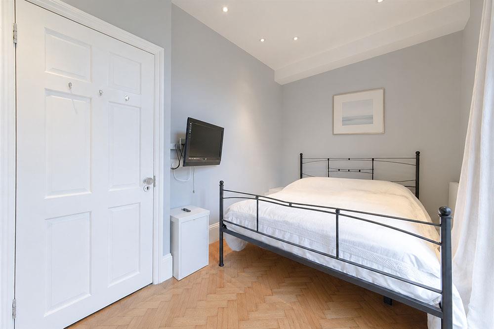 Flat Queensway in City of Westminster