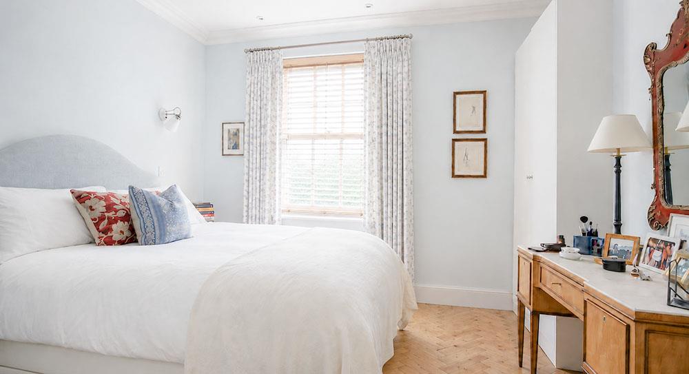 Flat Queensway in City of Westminster