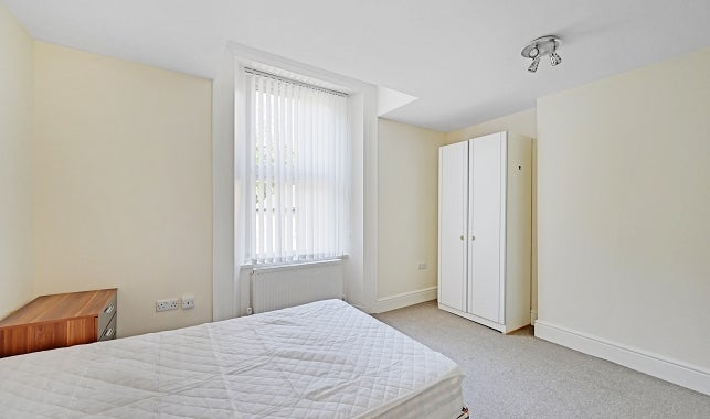 Flat Broomhall Road in Sheffield