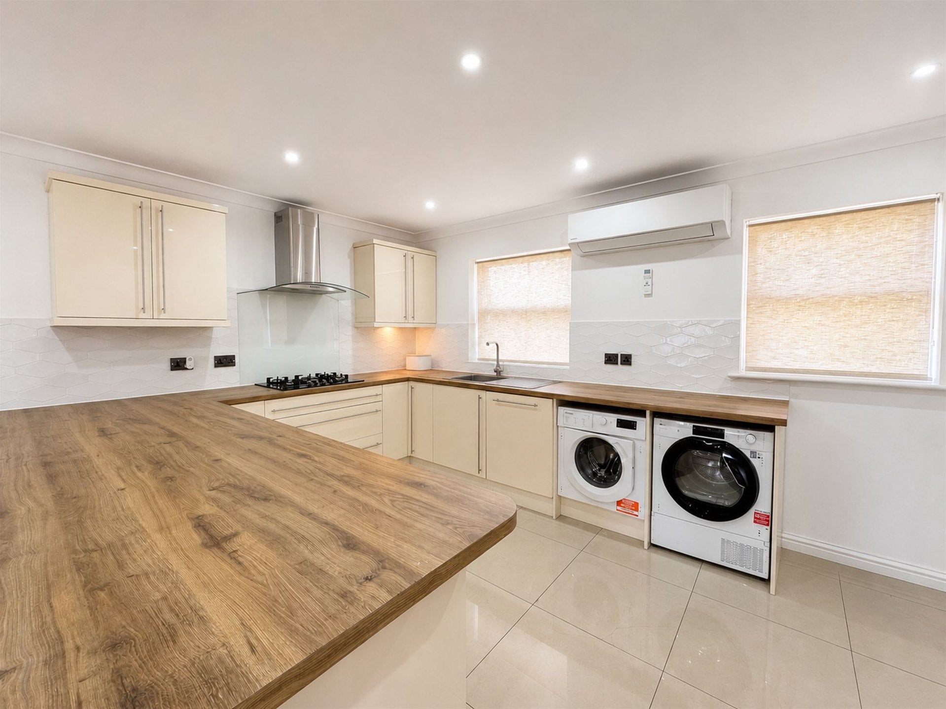 House Ribblesdale Avenue in Greater London