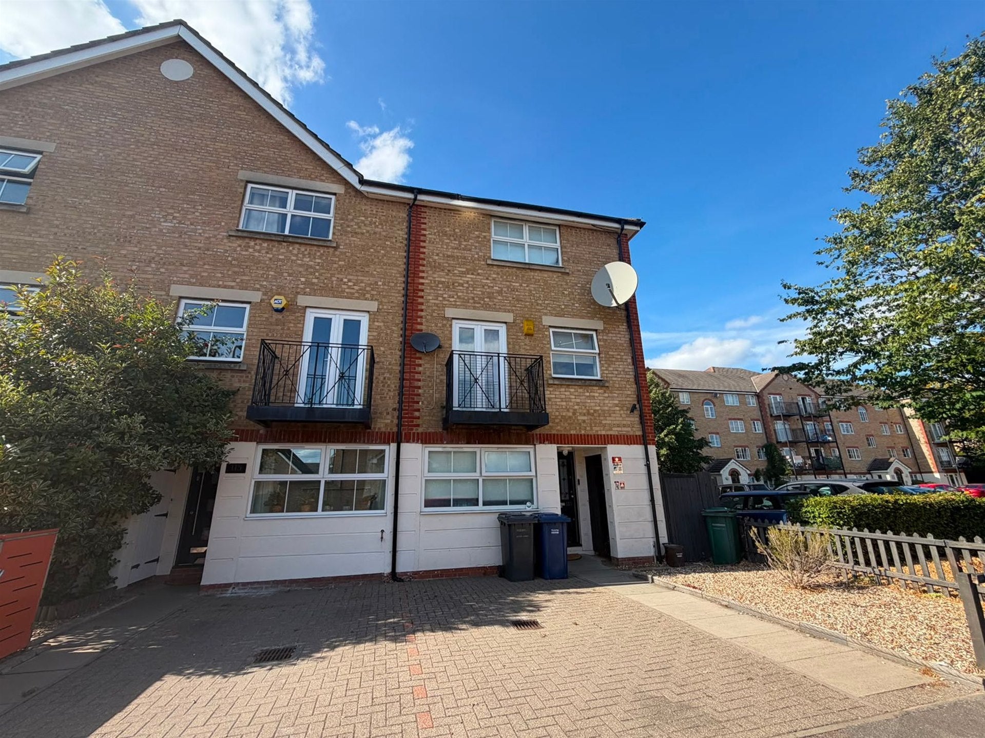 House Ribblesdale Avenue in Greater London