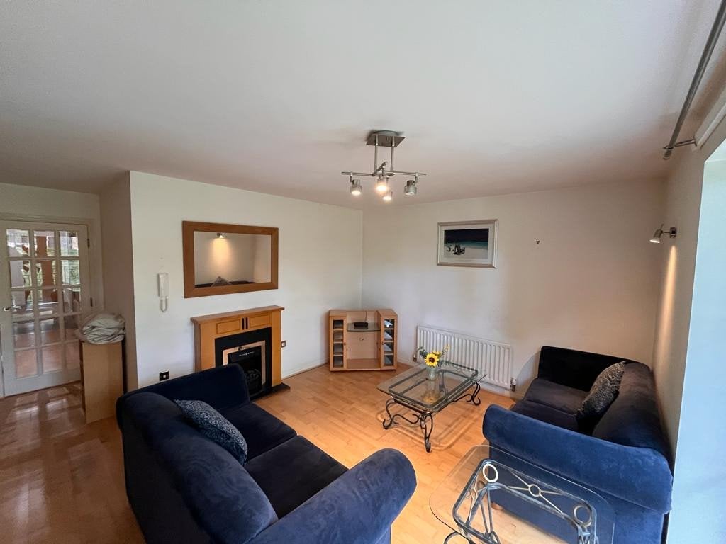 Flat Carisbrooke Road in Leeds