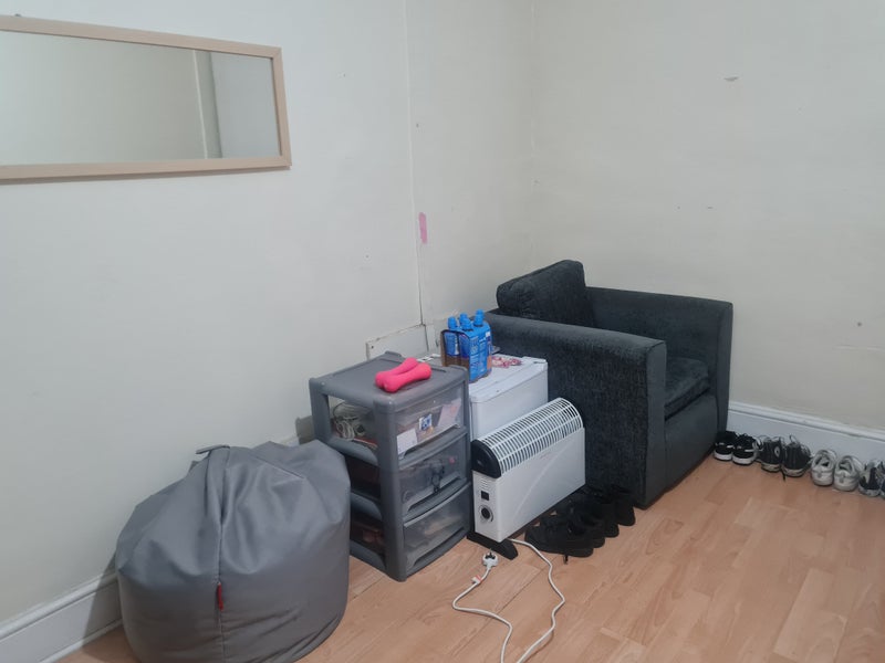 Room Dunraven Street in Tonypandy