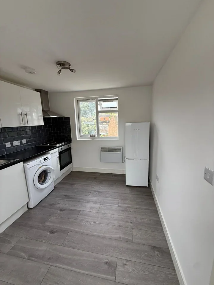 Flat Bromley Road in Greater London