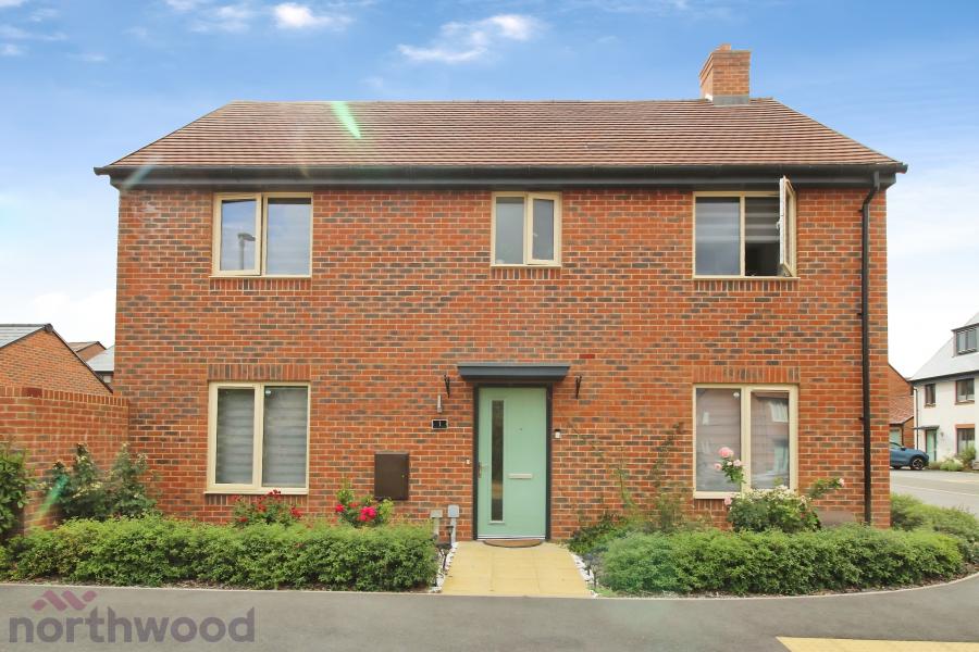 House New Road in Aylesbury