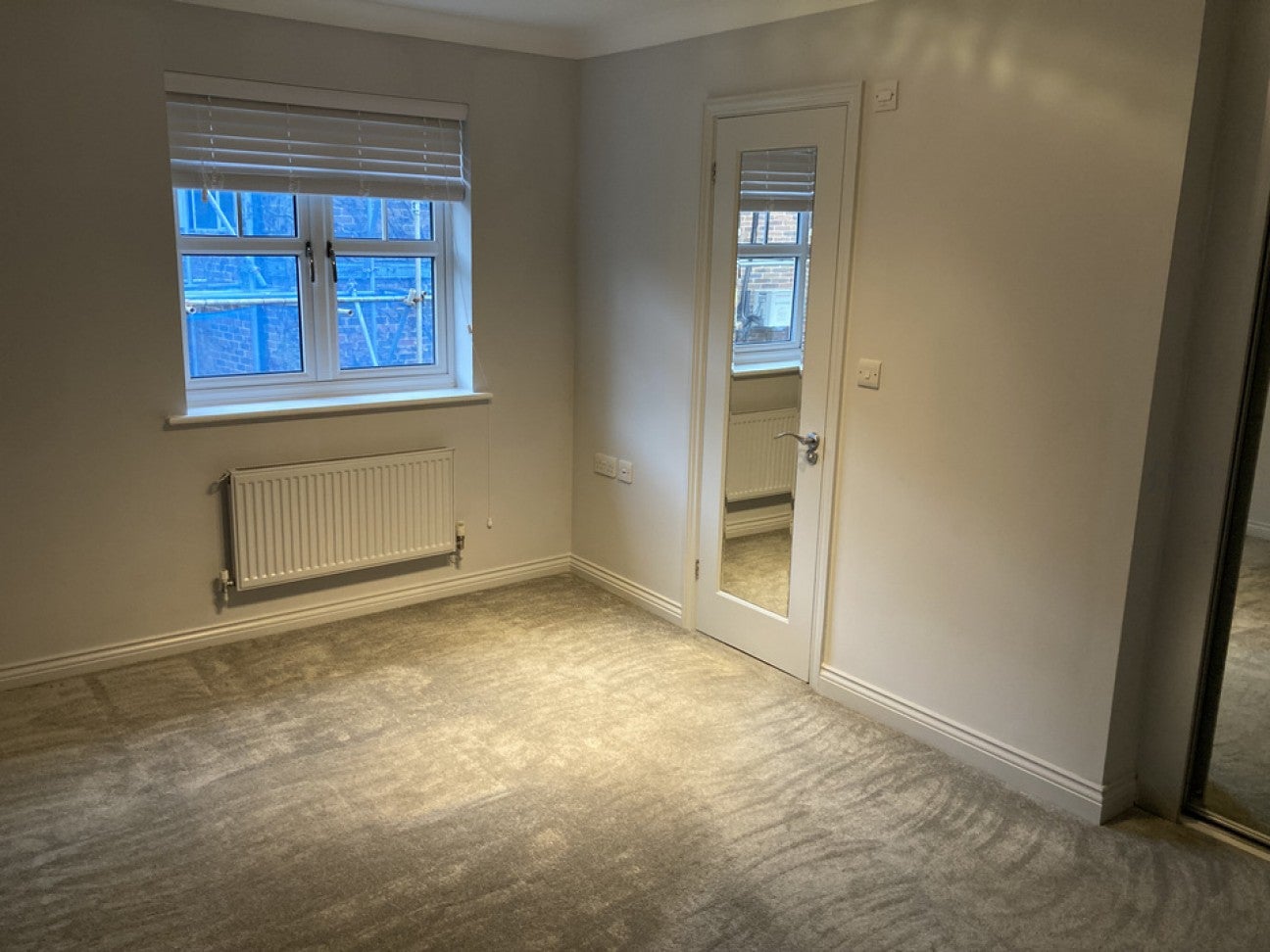 Flat Emlyn Lane in Mole Valley