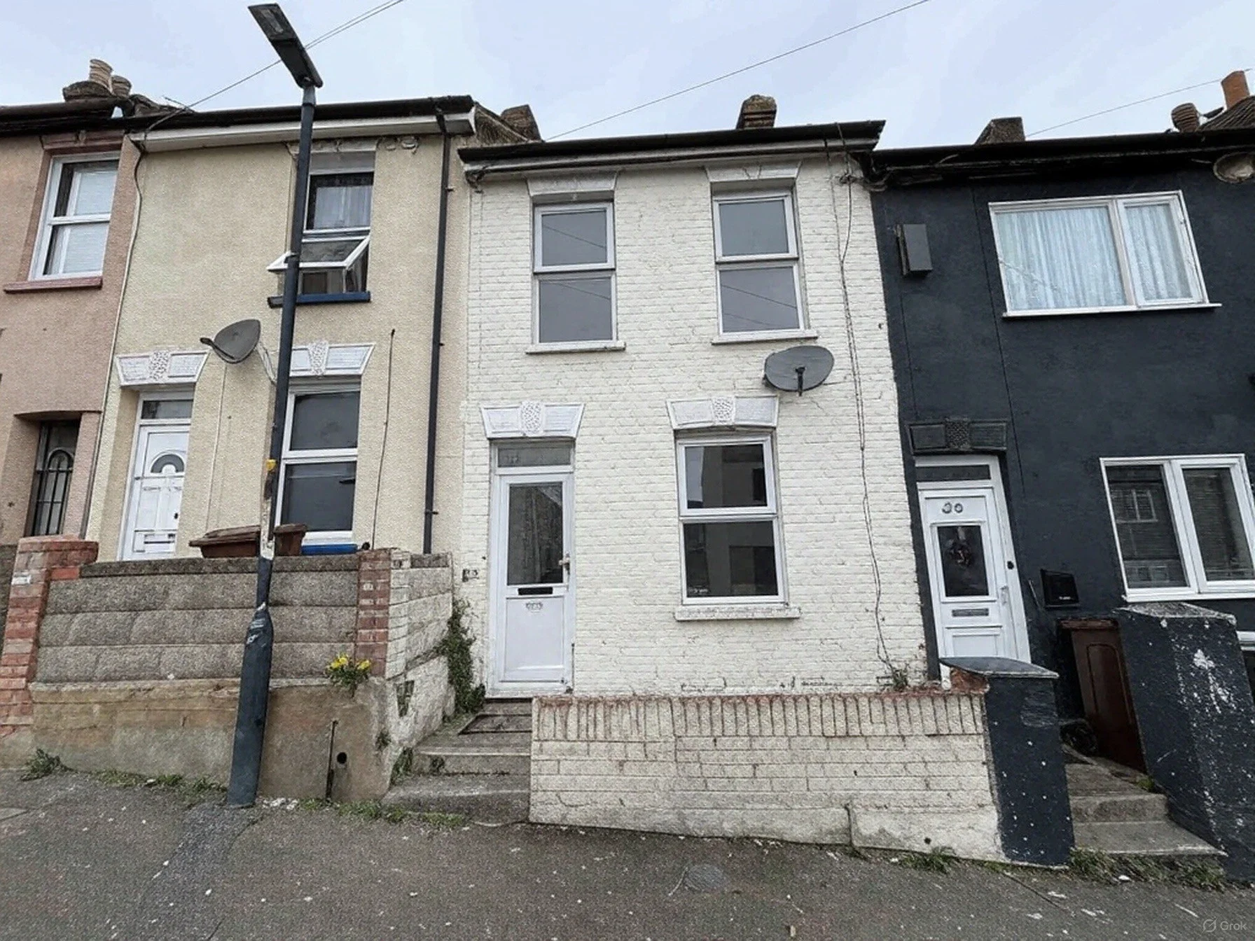 House Luton Road in Chatham
