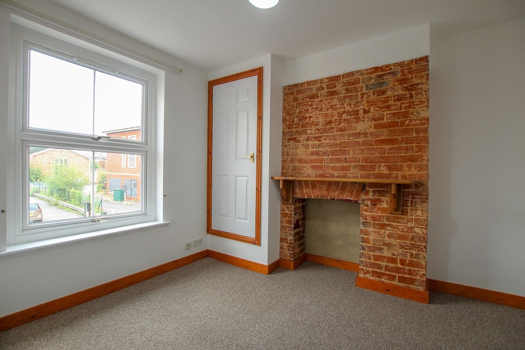 Flat West Street in Newbury