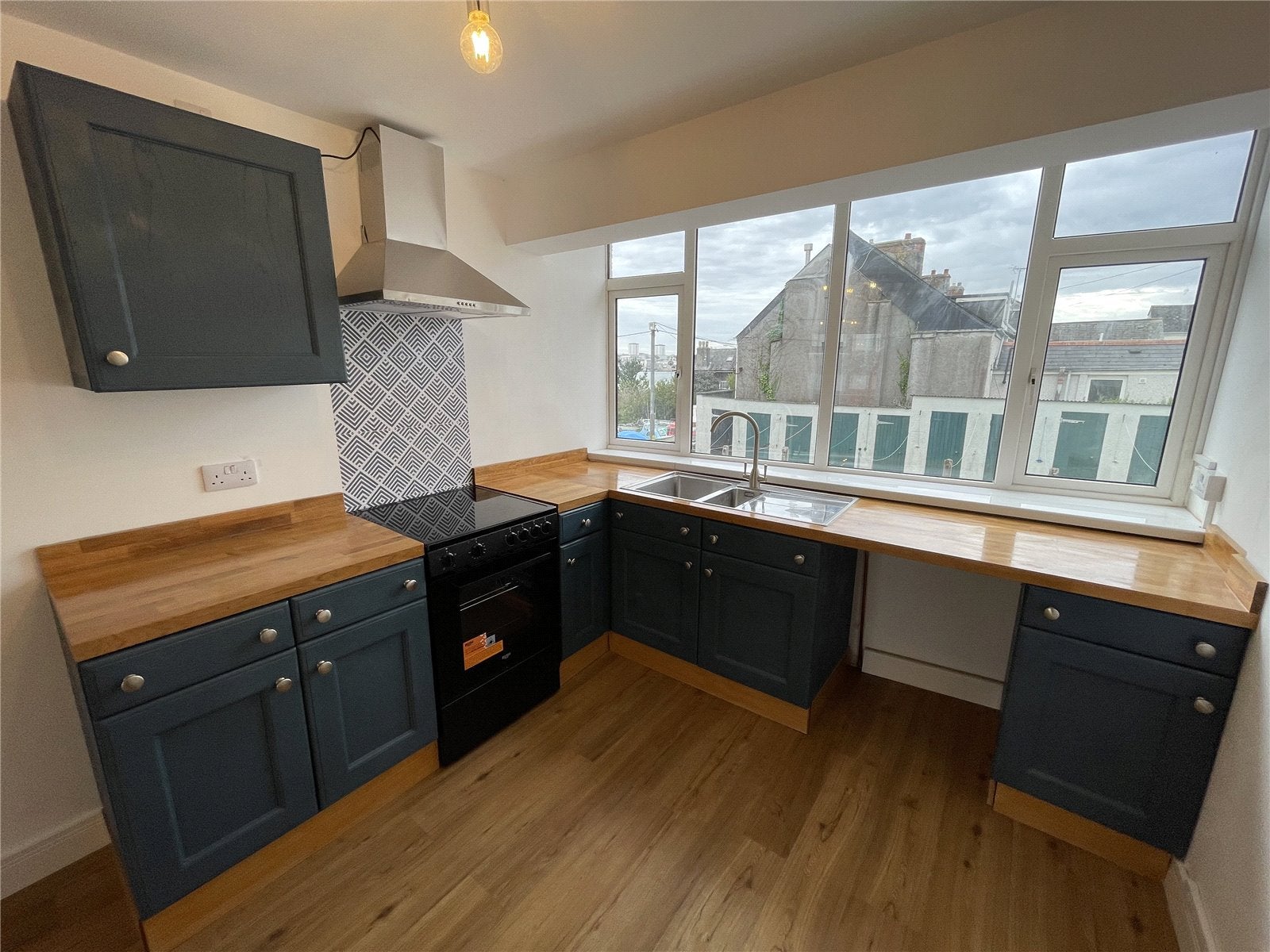 Flat Wesley Lane in Saltash