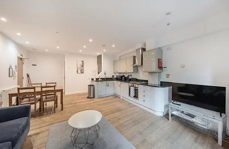 Flat Butterwyke Place in Oxford
