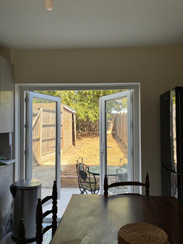 Room Norfolk Close in Greater London