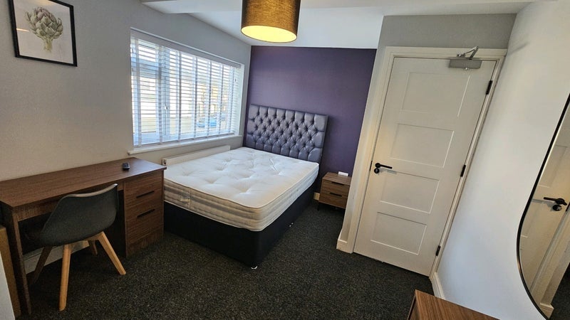 Room Chorley Road in Salford