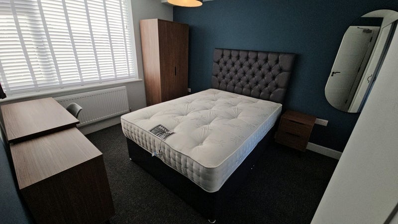 Room Chorley Road in Salford