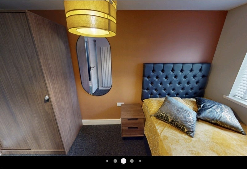 Room Chorley Road in Salford