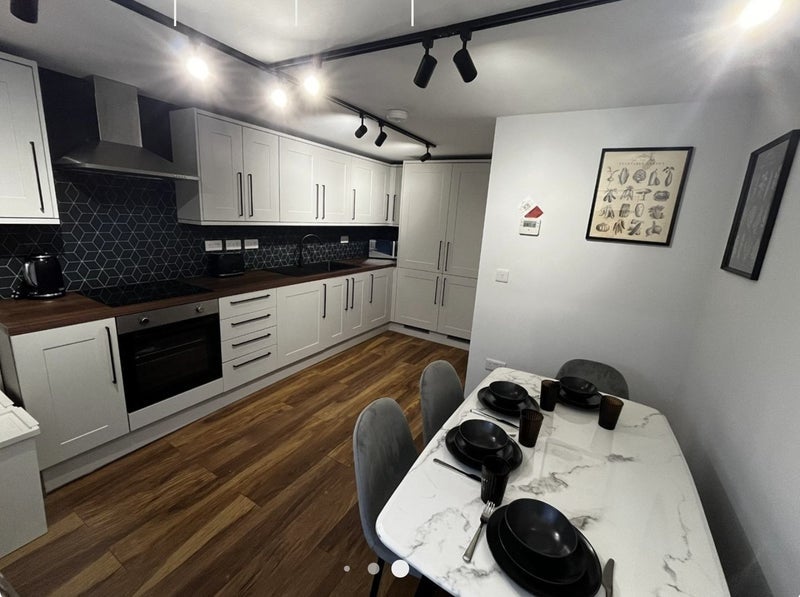 Room Chorley Road in Salford