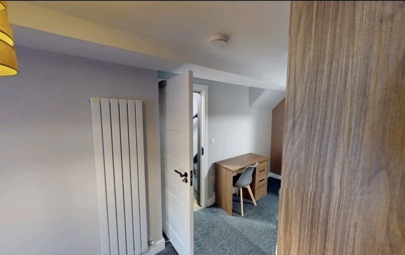 Room Chorley Road in Salford