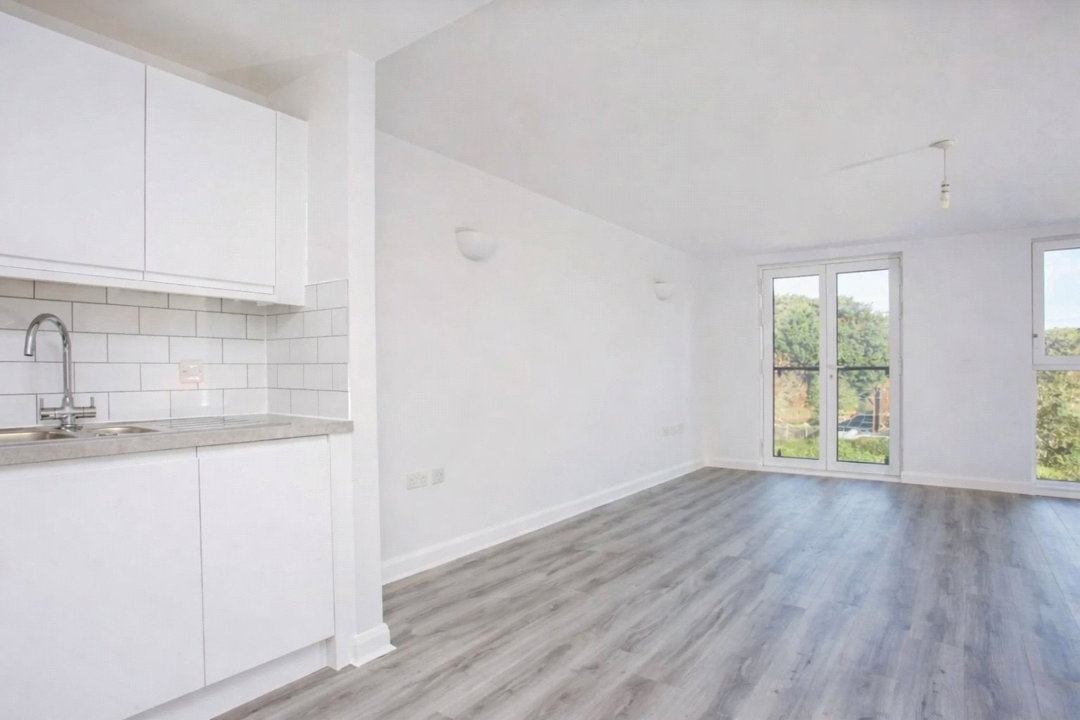 Flat Wokingham Road in Bracknell