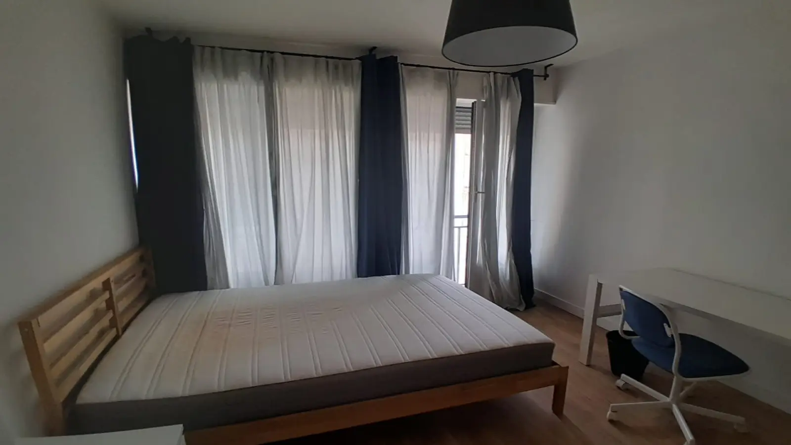 Room Avenue Jeanne d'Arc in Grenoble