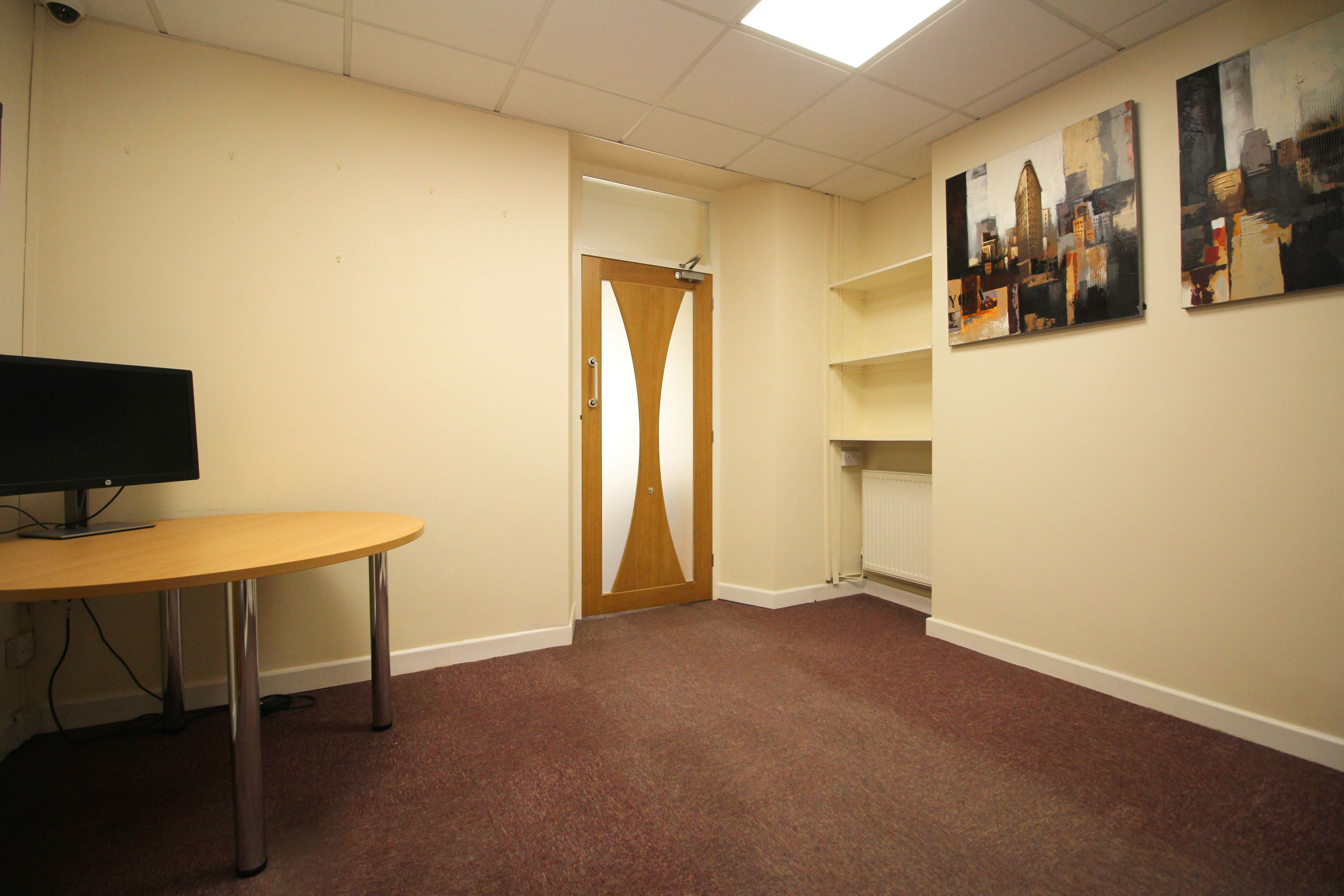 Flat Talbot Road in Pontyclun