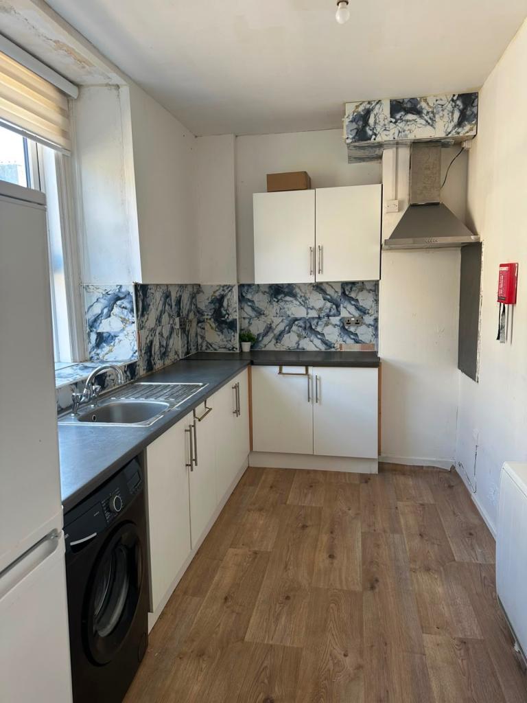 Flat Back Melbourne Terrace in Bradford