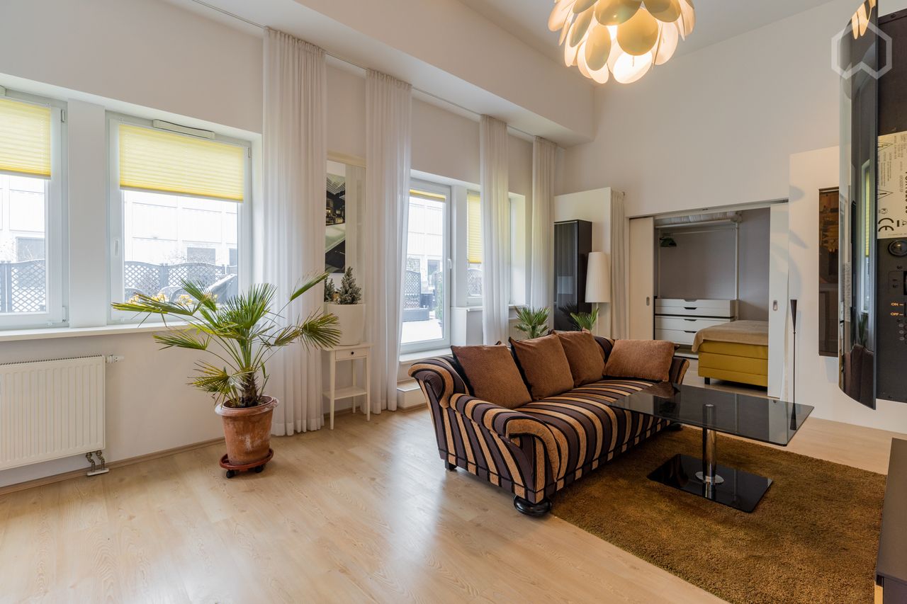 Wohnung Anton-Saefkow-Platz in Berlin