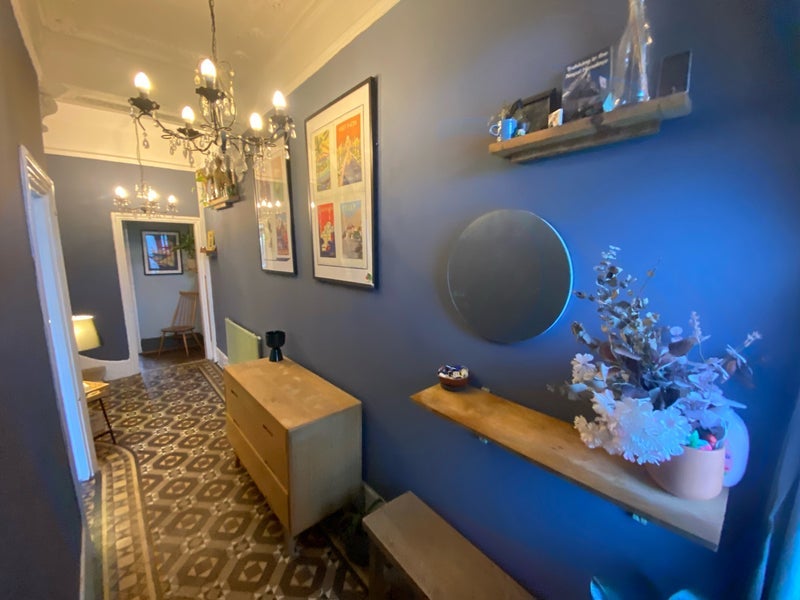 Room West Bank in Greater London