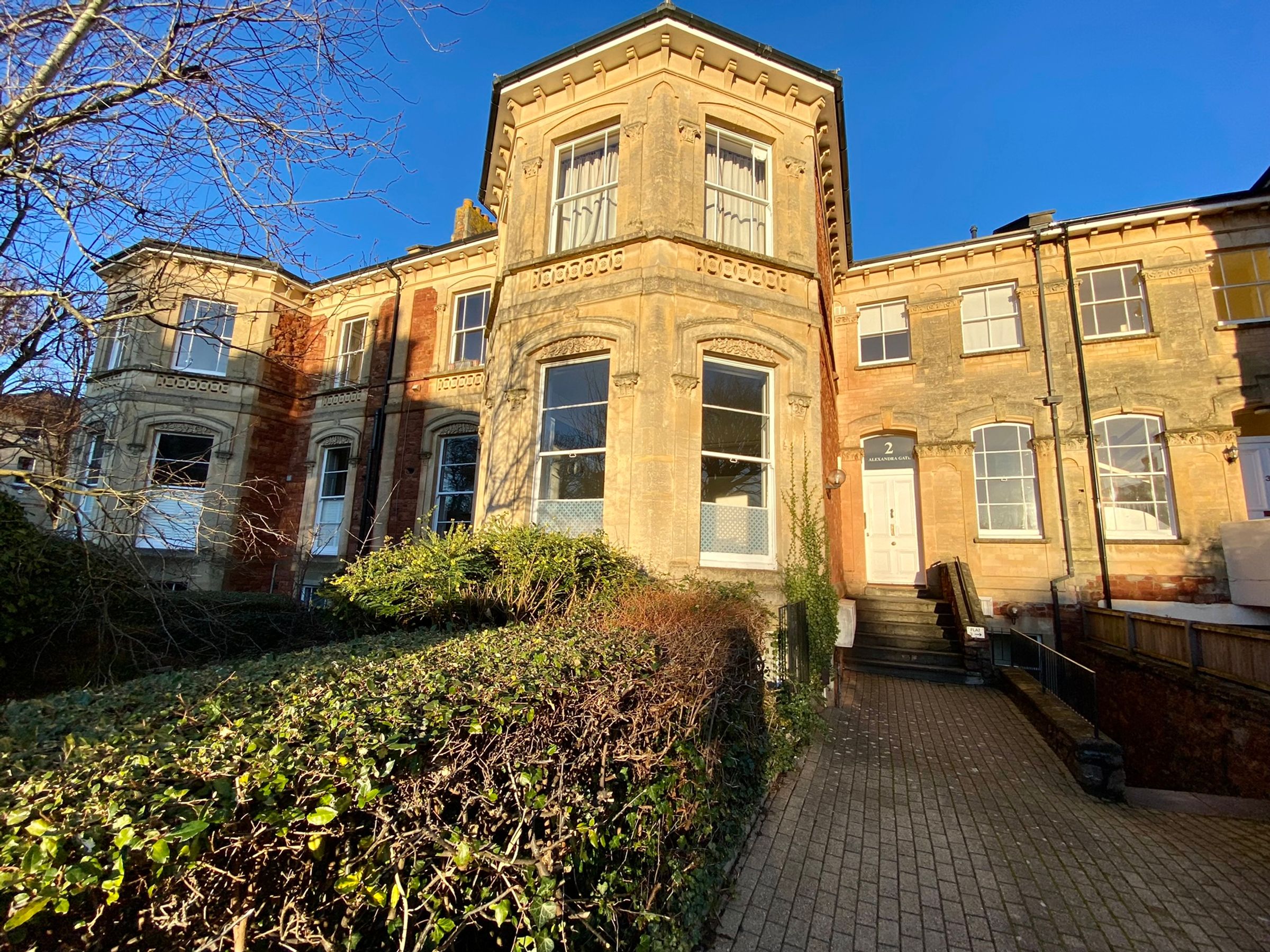 Flat Alexandra Road in Bristol