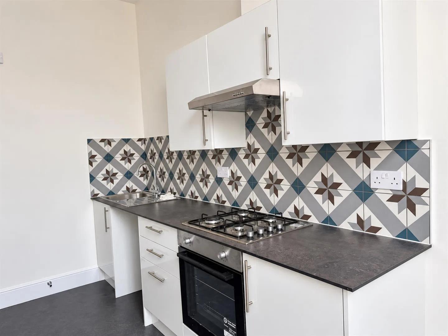 Flat Park Parade in Greater London