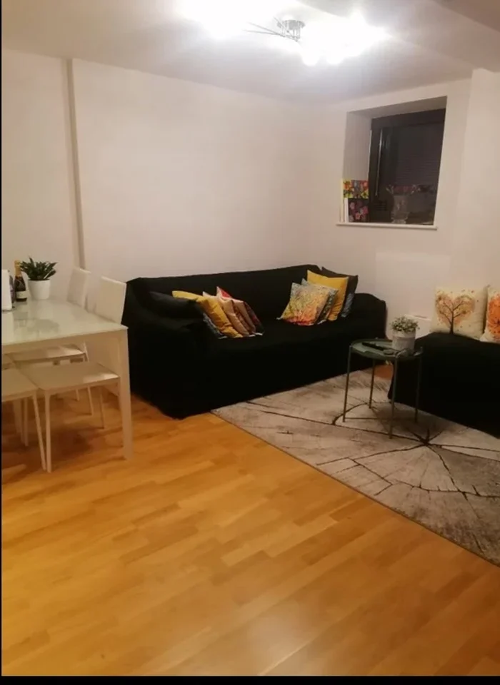 Room Carshalton Road in Greater London
