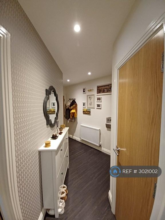 Flat Heron Way in Maidenhead