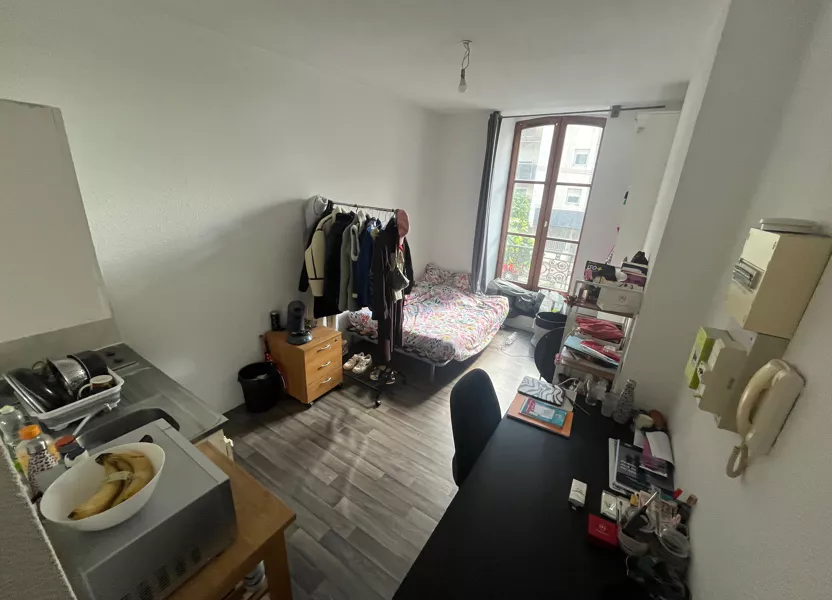 Room Rue Pierre Brossolette in Limoges